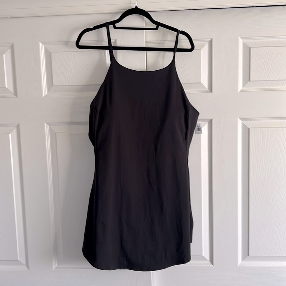 NWT old navy active tank dress with attached shorts. XXL